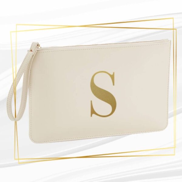Bolso de Piel Personalizado con Inicial Dorado - Imagen 2
