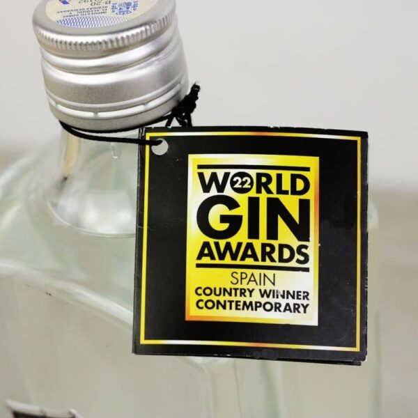Caja Regalo Botella Ginebra Premium Personalizada - Imagen 4