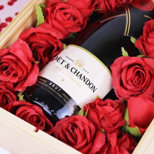 Caja Regalo Personalizada con Rosas Botella... - Imagen 3