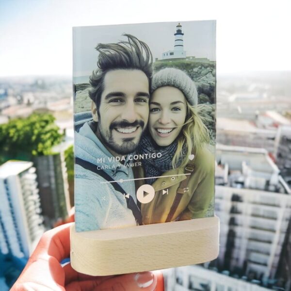Marco de Madera con Led Personalizado - Imagen 3