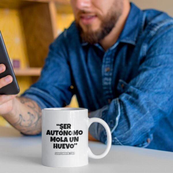 Taza Ser Autónomo Mola un Huevo - Imagen 2